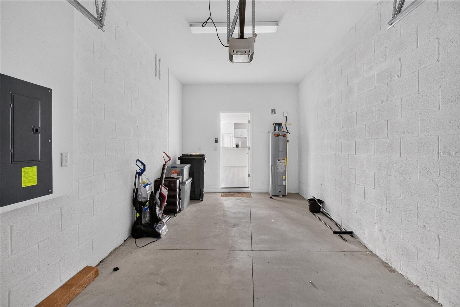 5226 Forum Blvd Property Photo 23