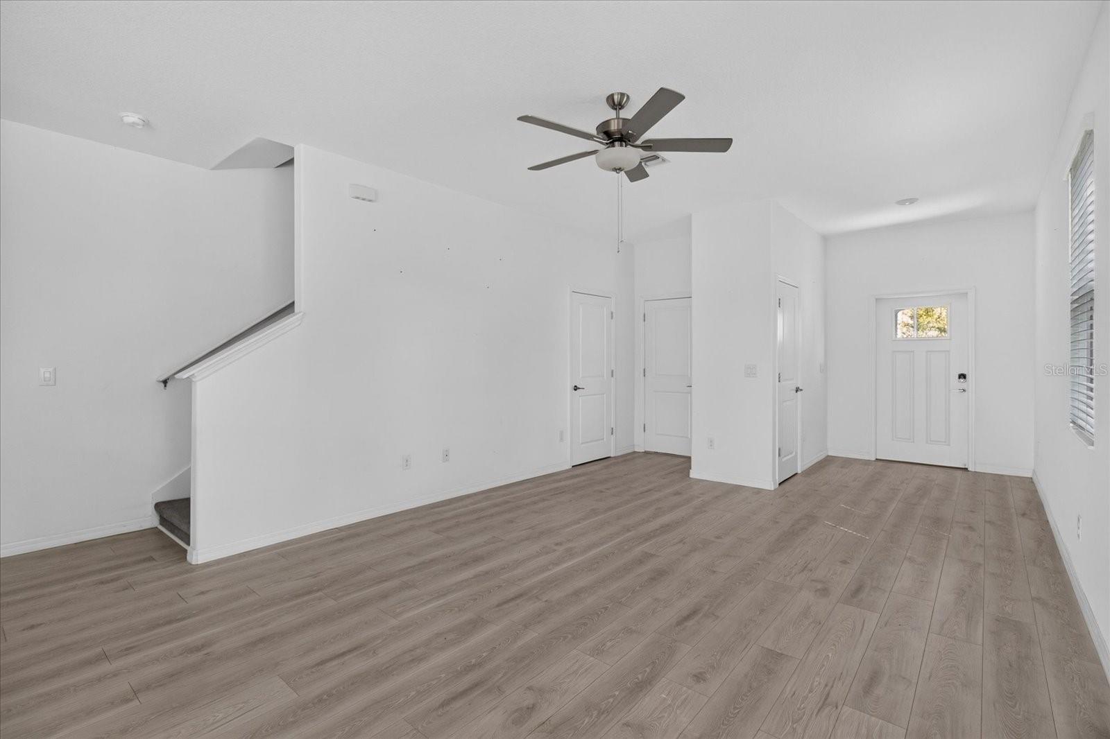 5226 Forum Blvd Property Photo 26