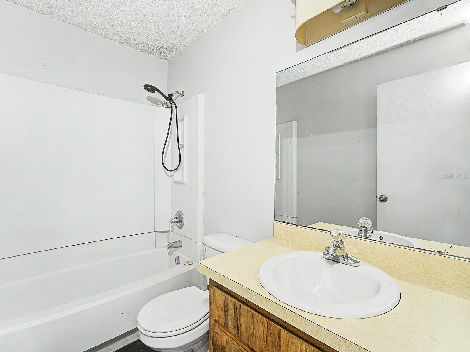 2950 Se 53rd Ct Property Photo 12