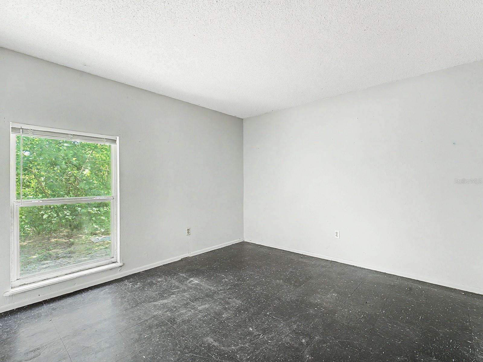 2950 Se 53rd Ct Property Photo 14