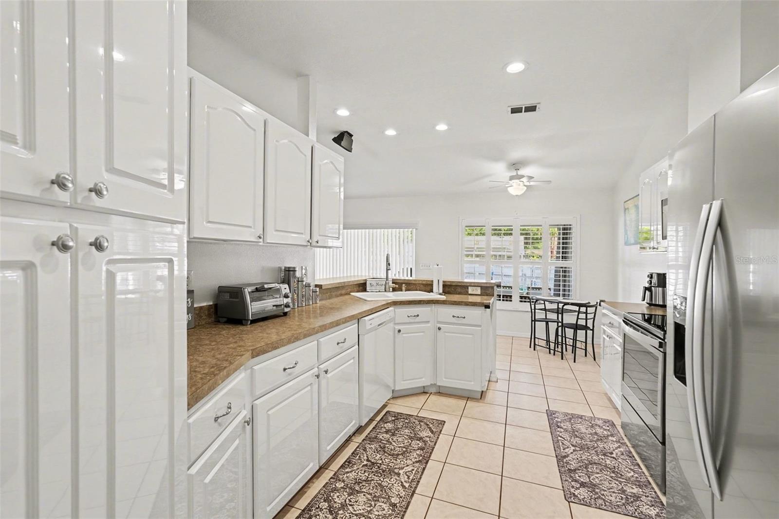 2333 Towering Oaks Cir Property Photo 11