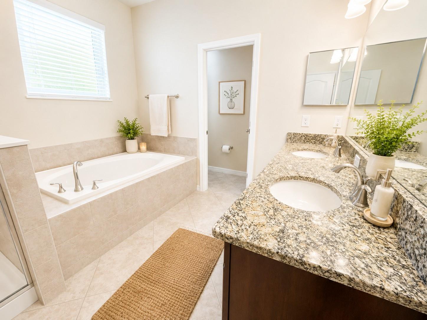 13814 Bee Tree Ct Property Photo 46