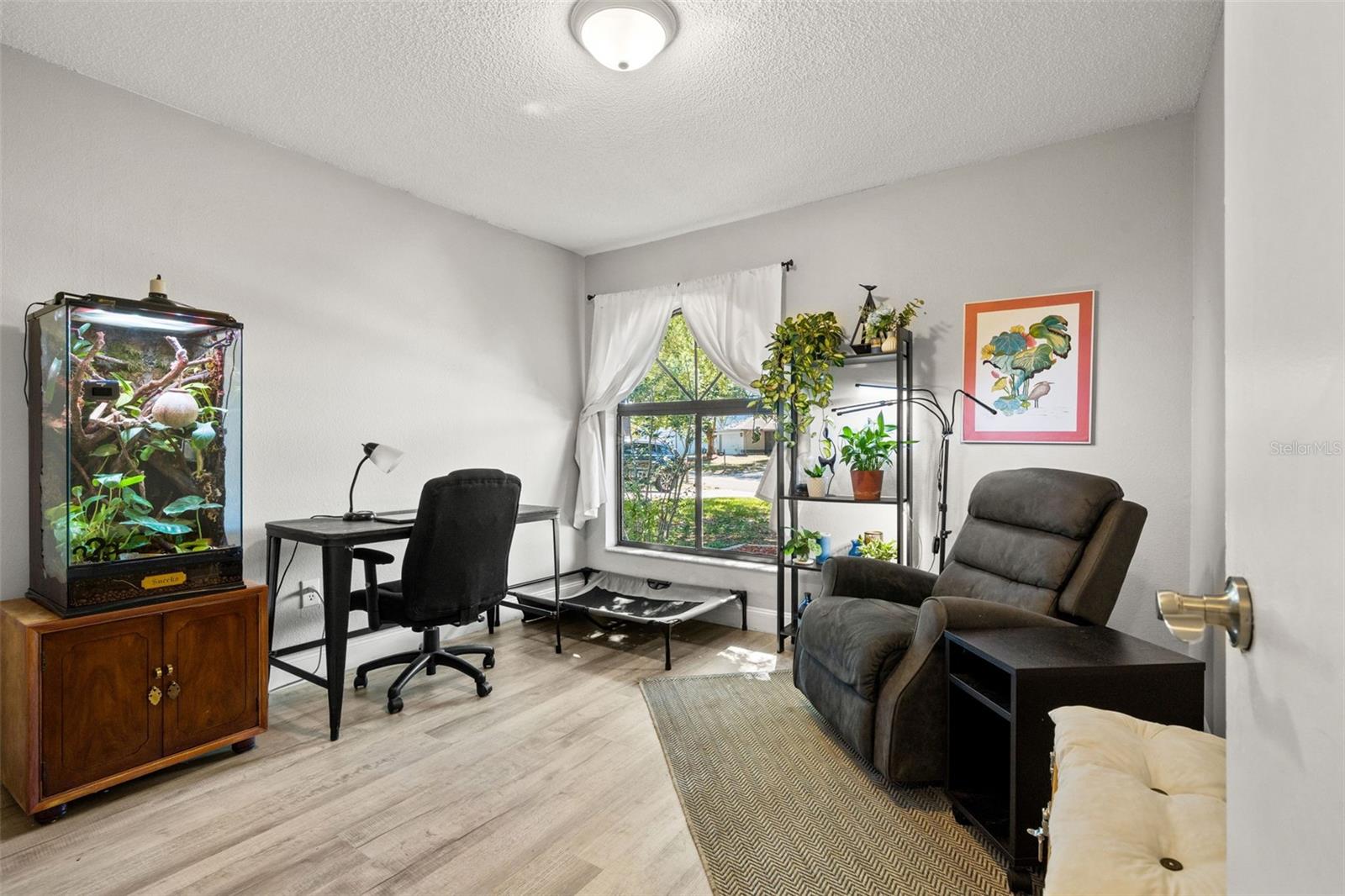 12908 Longcrest Dr Property Photo 21