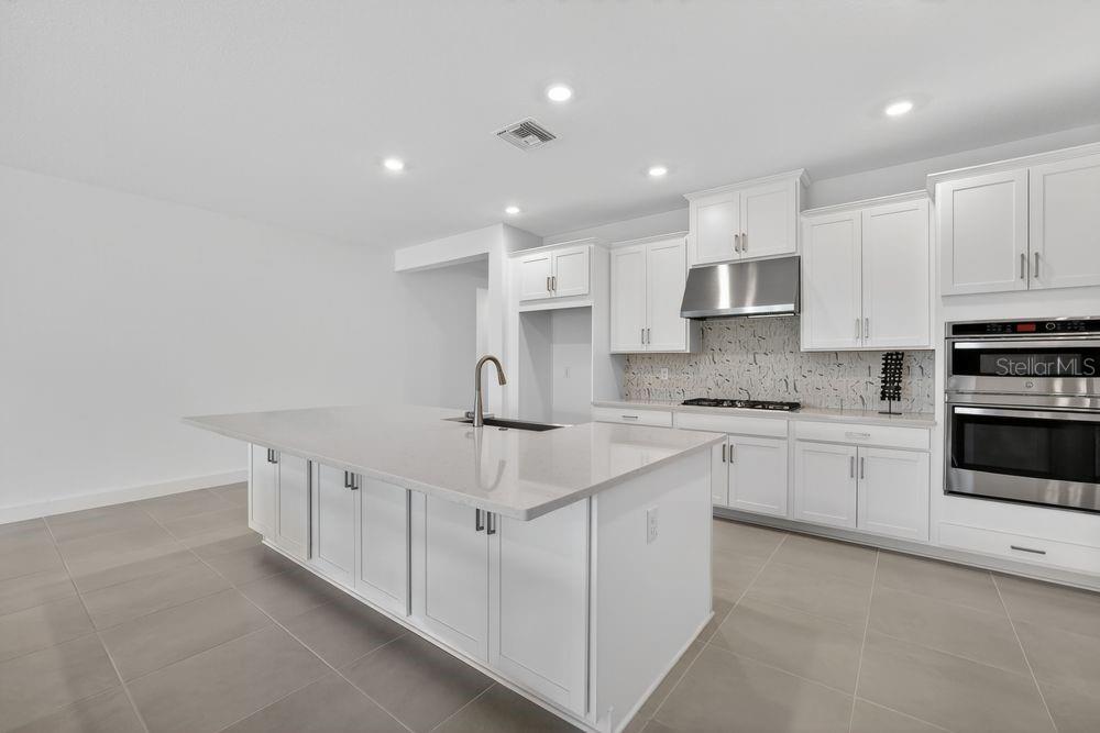 35090 Emberview Dr Property Photo 2