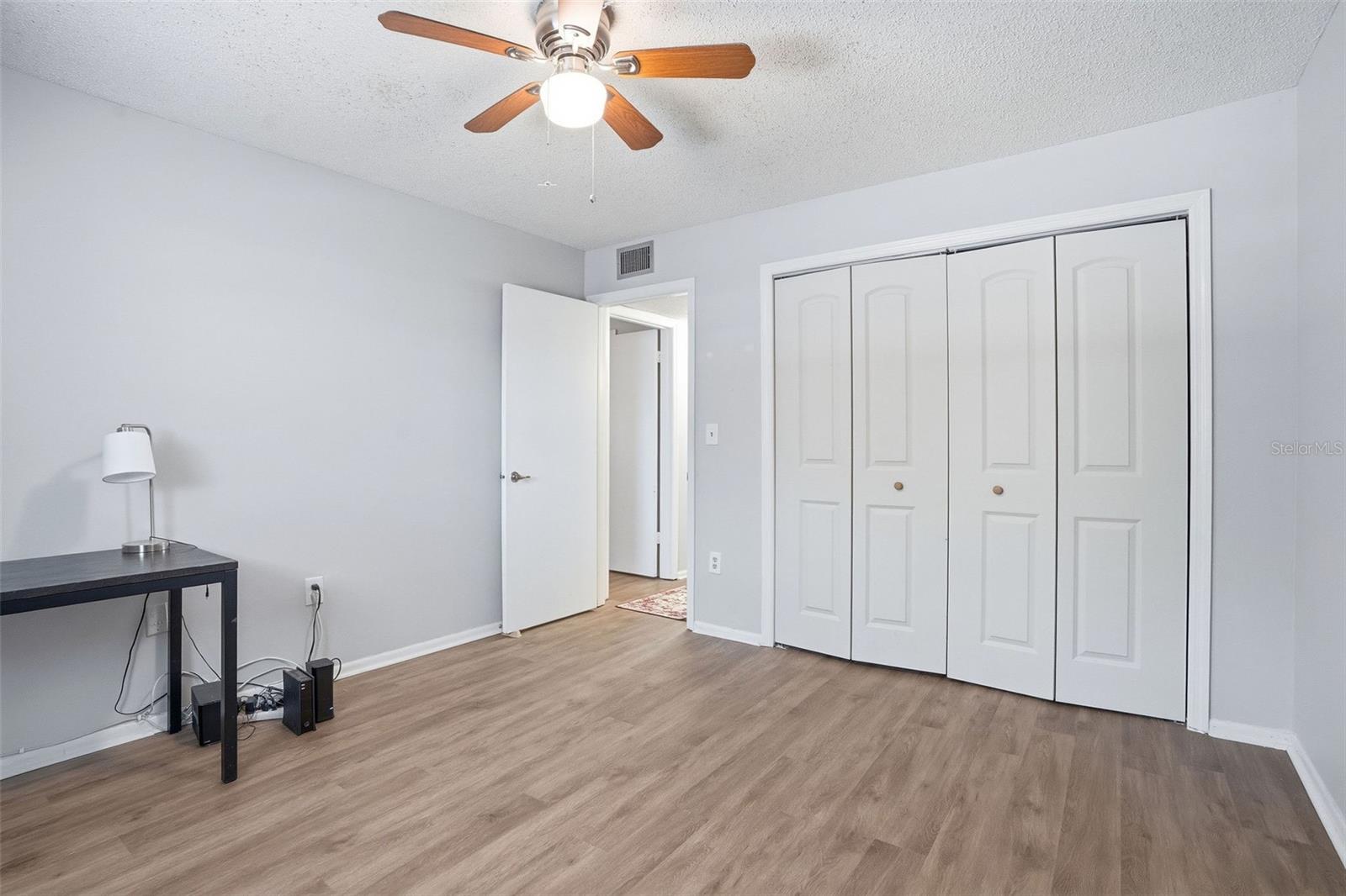 1715 Belleair Forest Dr #a Property Photo 8