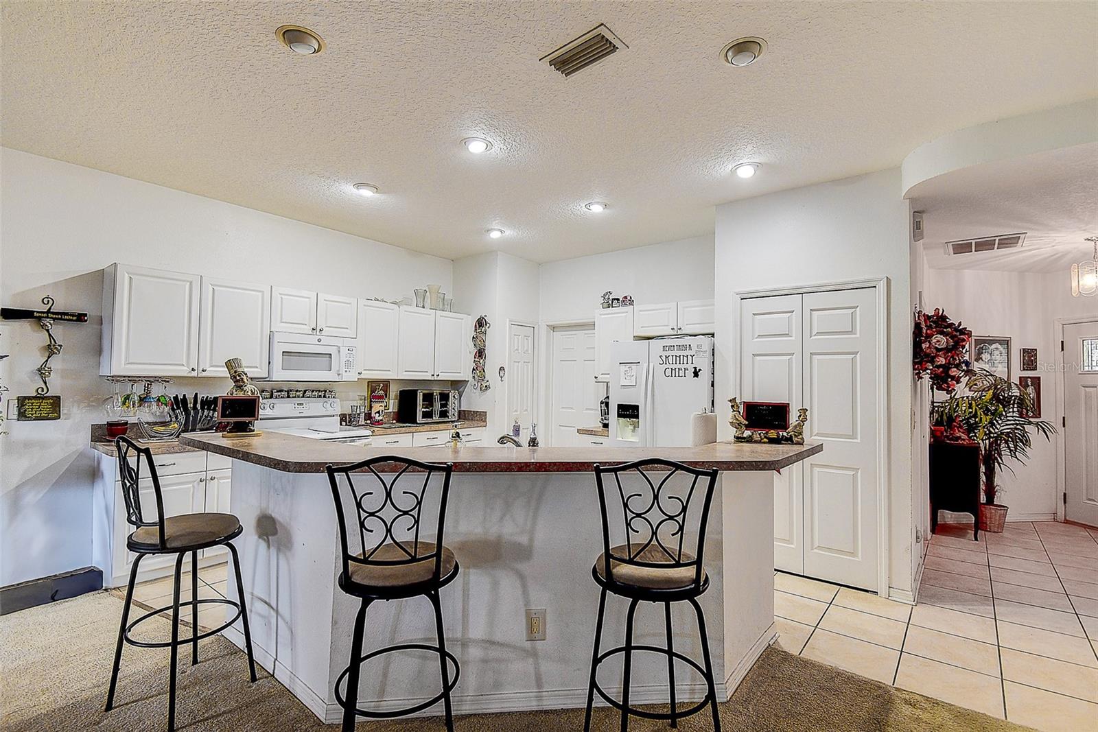 14985 Alan Ct Property Photo 5