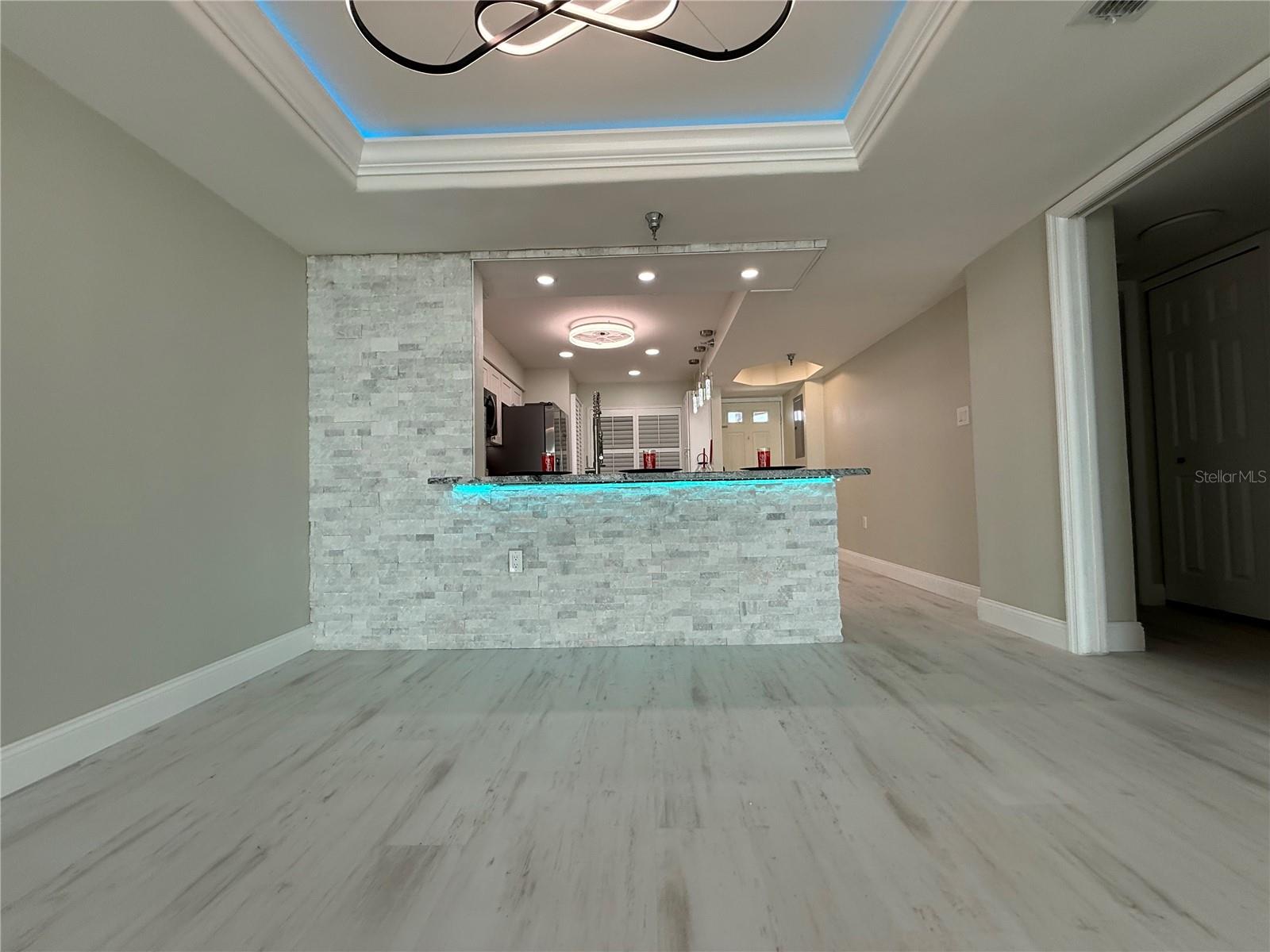 2530 Gary Cir #802 Property Photo 16