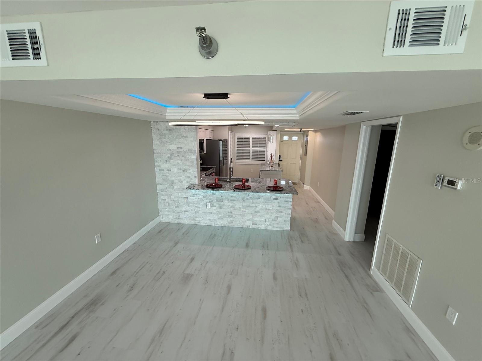 2530 Gary Cir #802 Property Photo 17