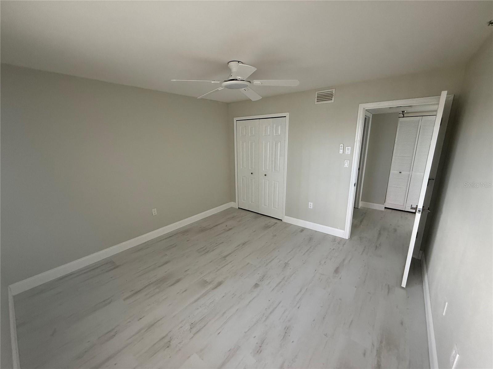 2530 Gary Cir #802 Property Photo 33