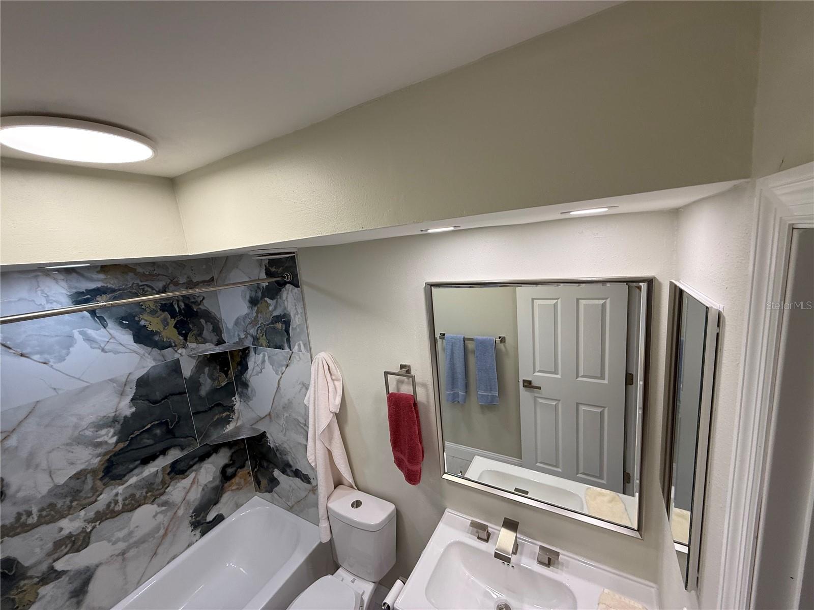 2530 Gary Cir #802 Property Photo 35