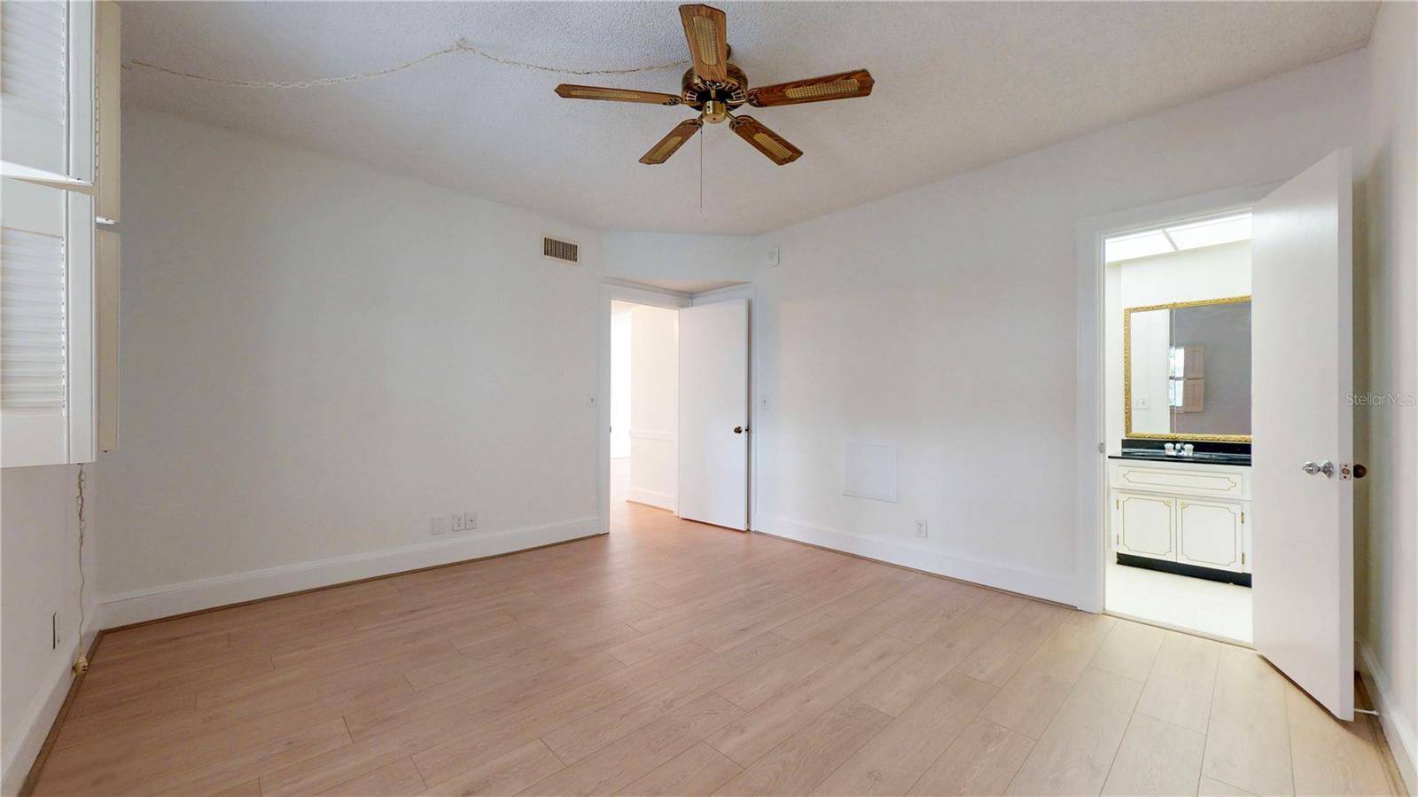 4950 Gulf Blvd #308 Property Photo 39