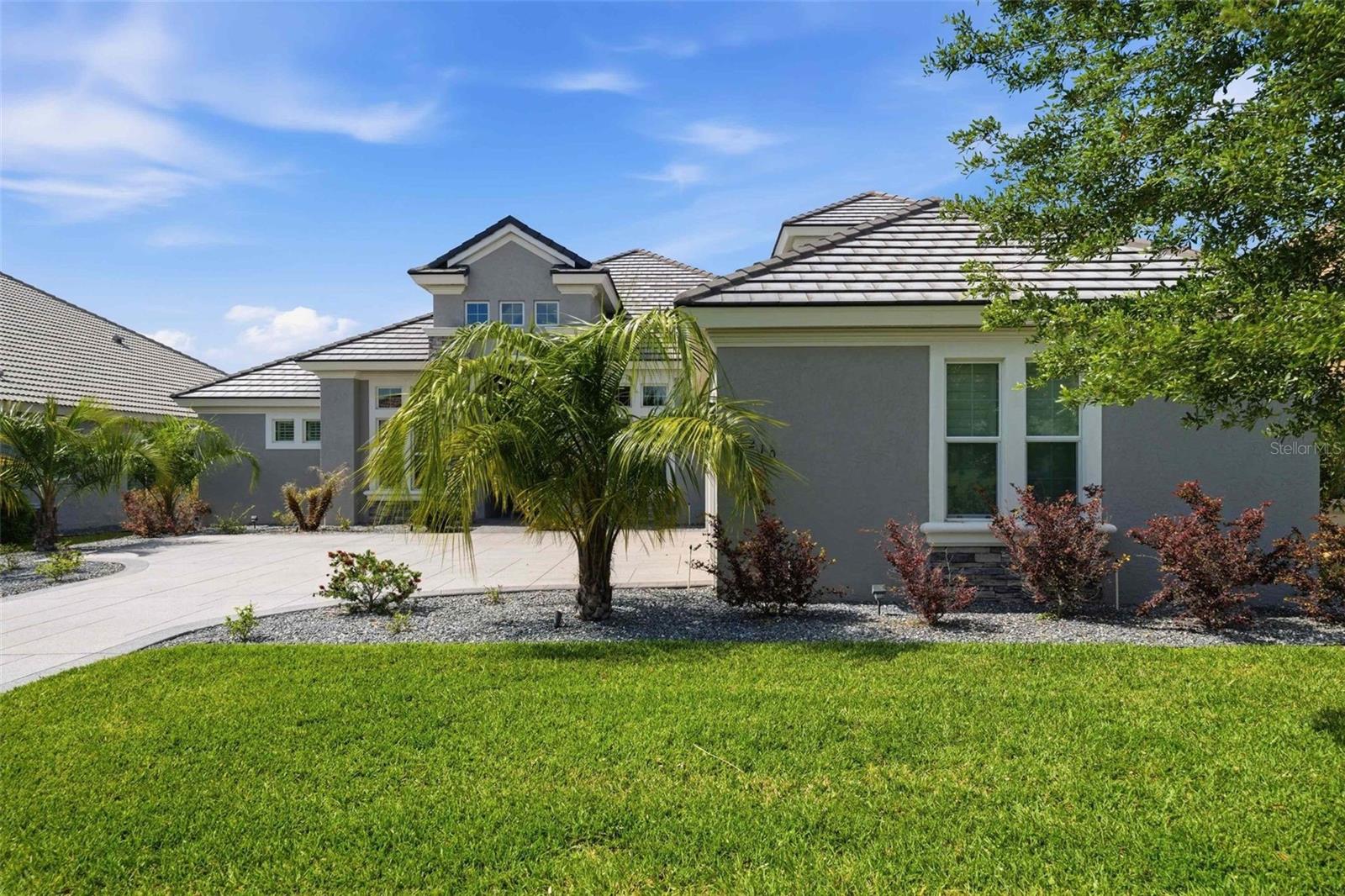 2210 N Peakview Loop Property Photo 2