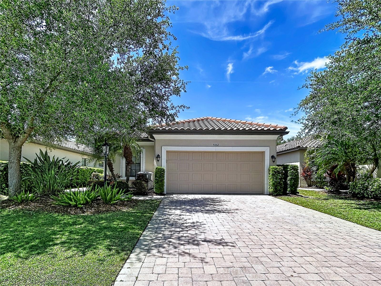5102 SAVONA RUN Property Photo 1