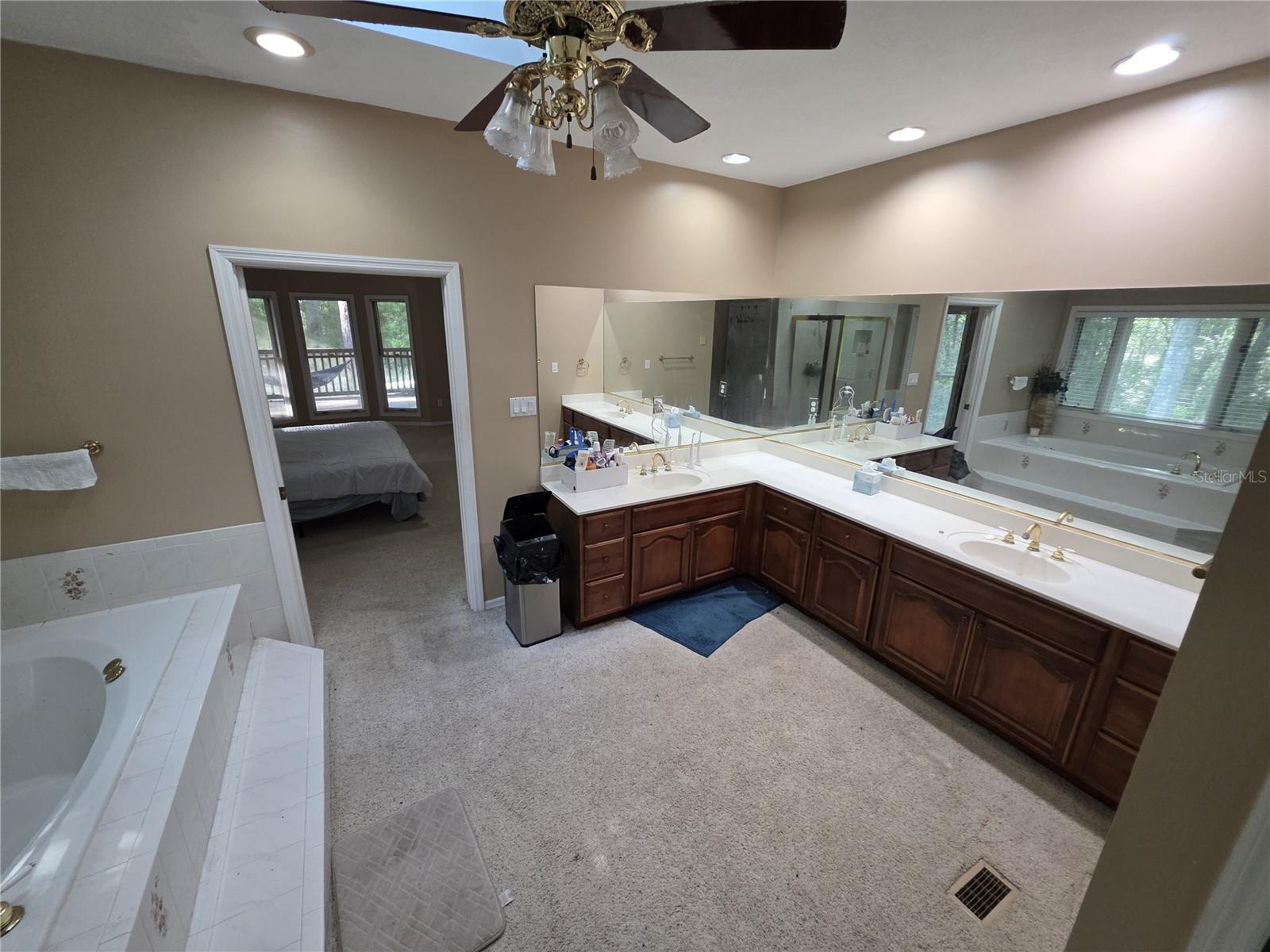 2975 E Withlacoochee Trl Property Photo 32