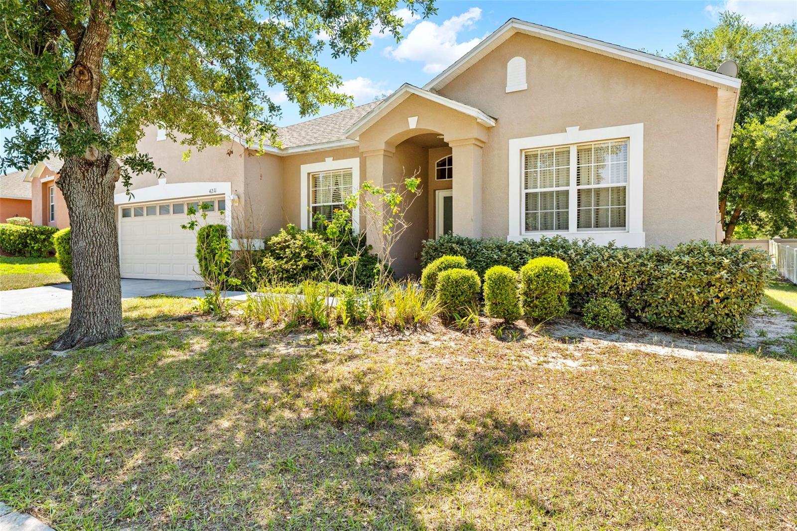 4211 Blakemore Pl Property Photo 2