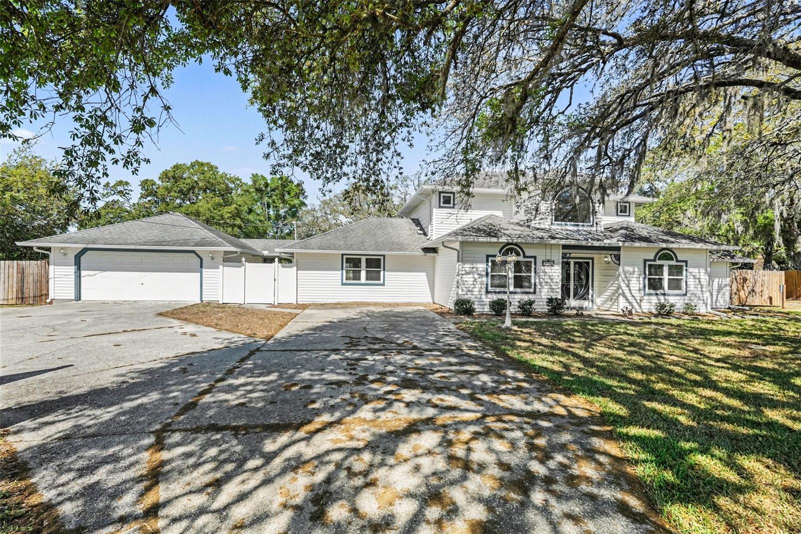 18731 Firethorn Dr Property Photo 2