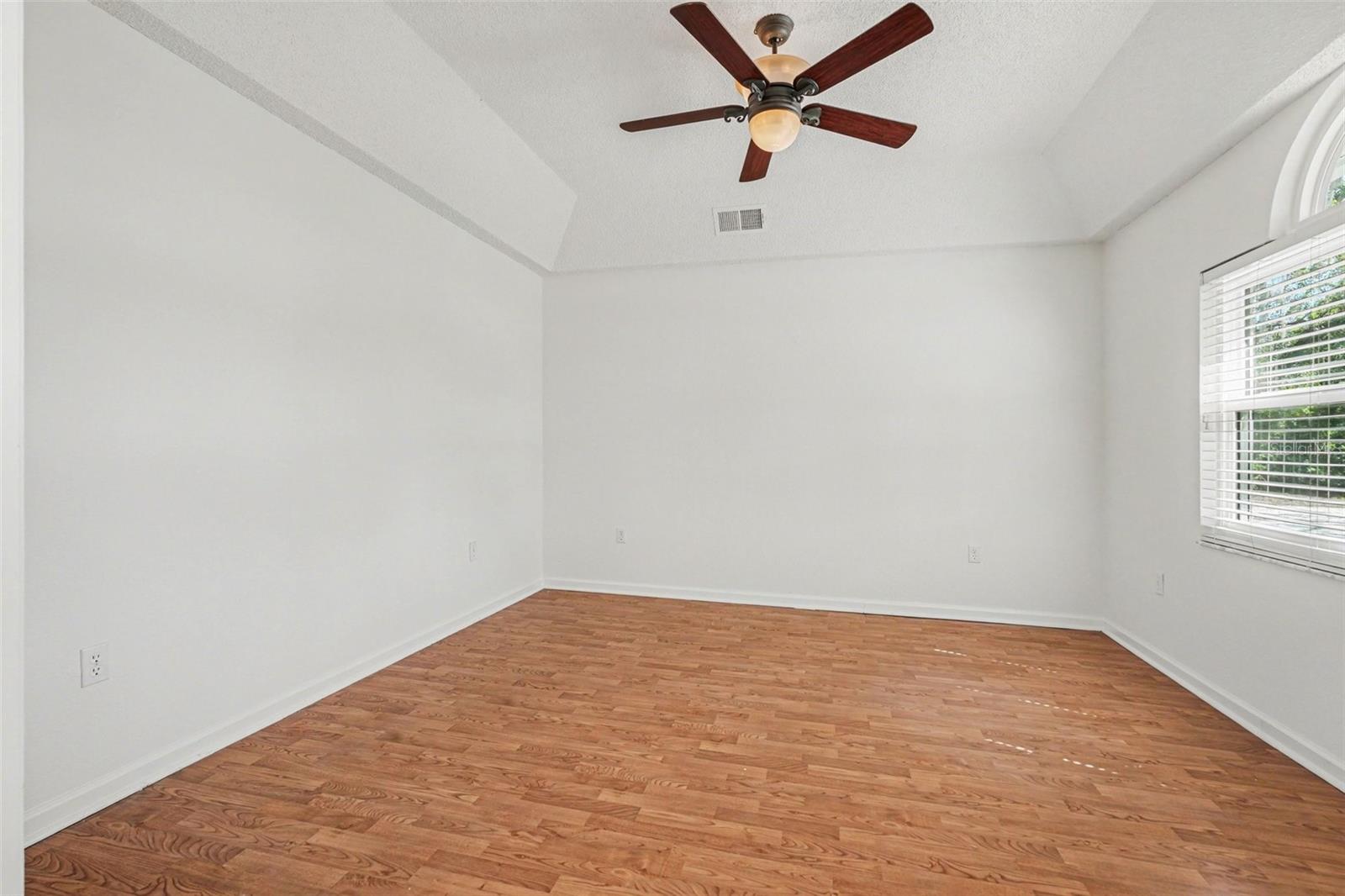 18731 Firethorn Dr Property Photo 13