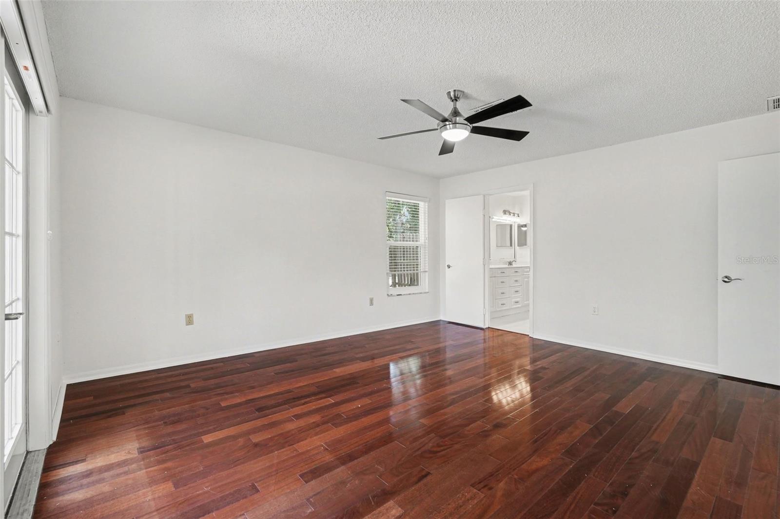 18731 Firethorn Dr Property Photo 22