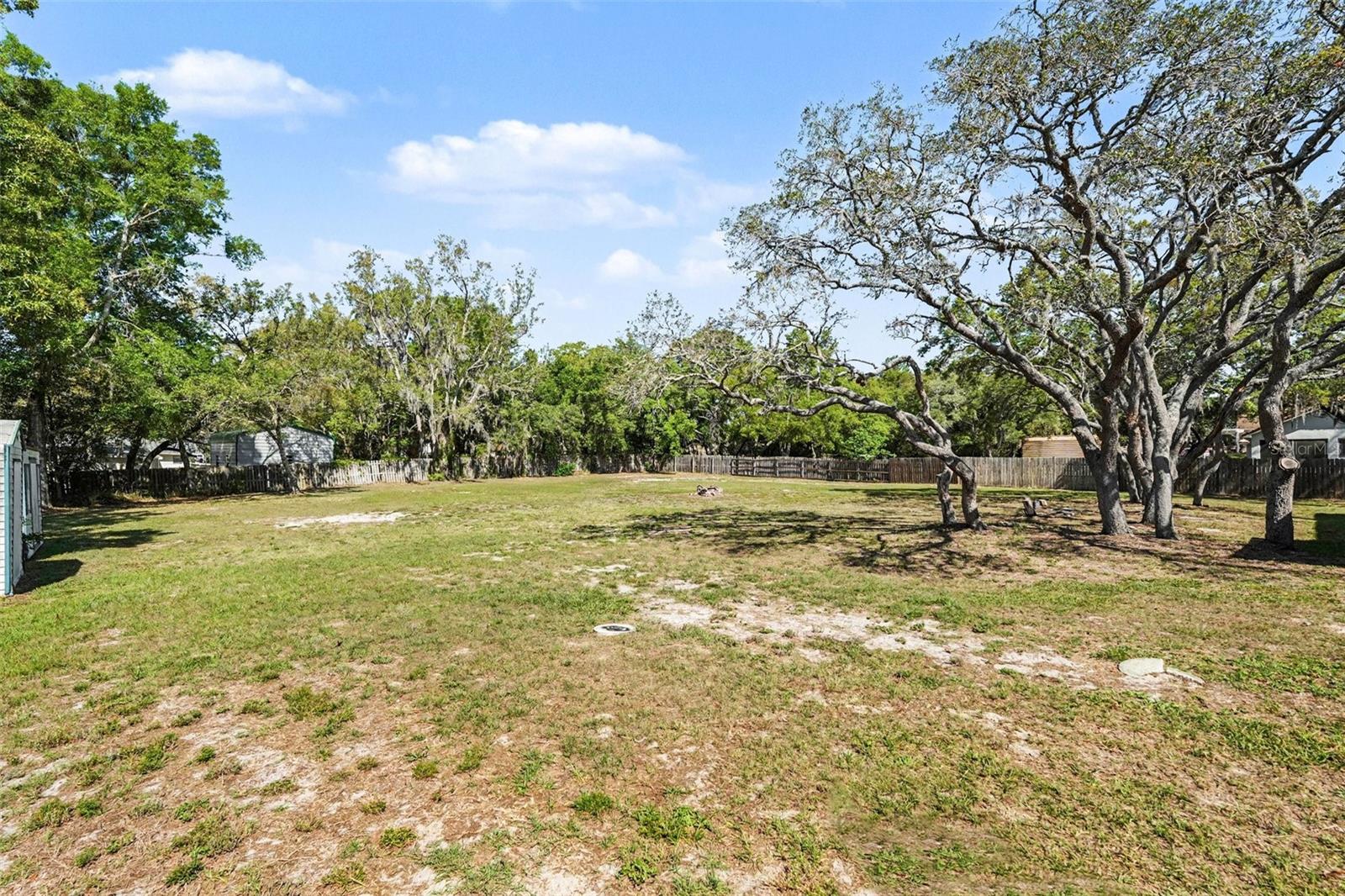 18731 Firethorn Dr Property Photo 35