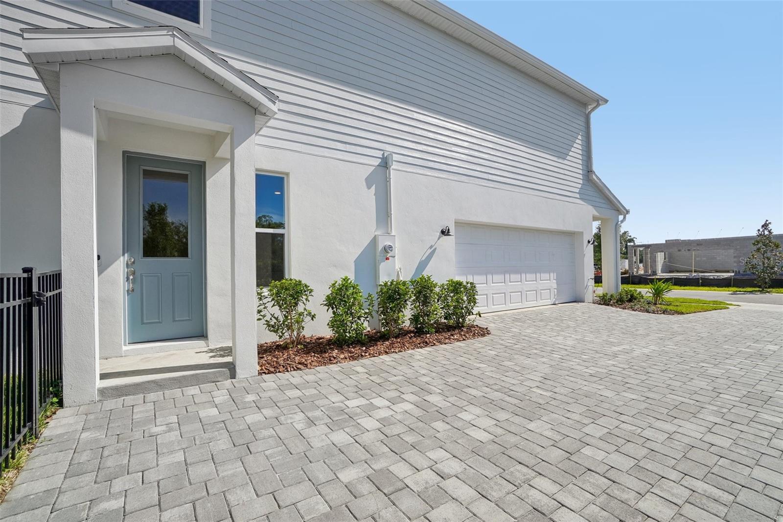 610 Silver Stream Ct Property Photo 3