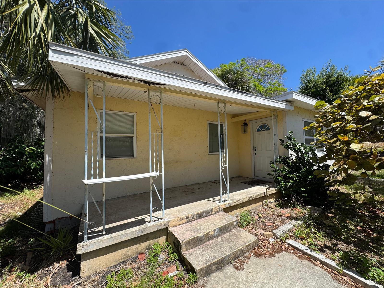 72 ADA ST Property Photo 1
