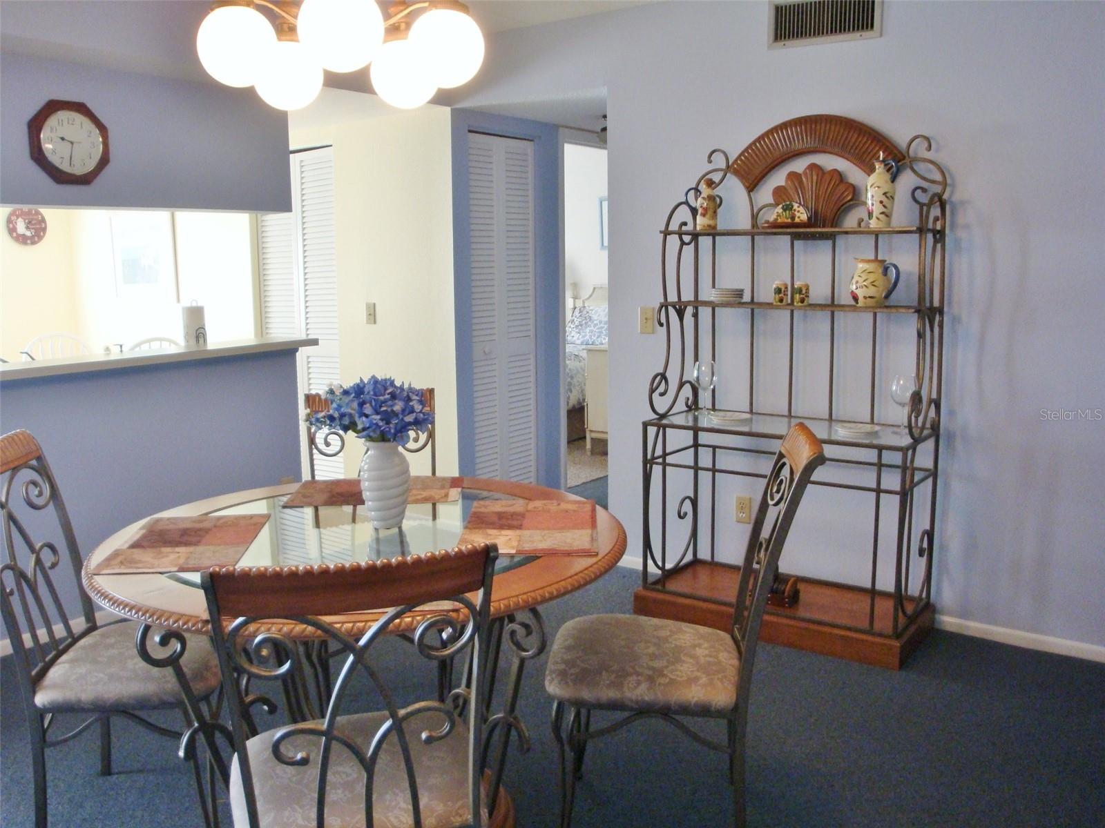 111 E Cypress Ct #111 Property Photo 7