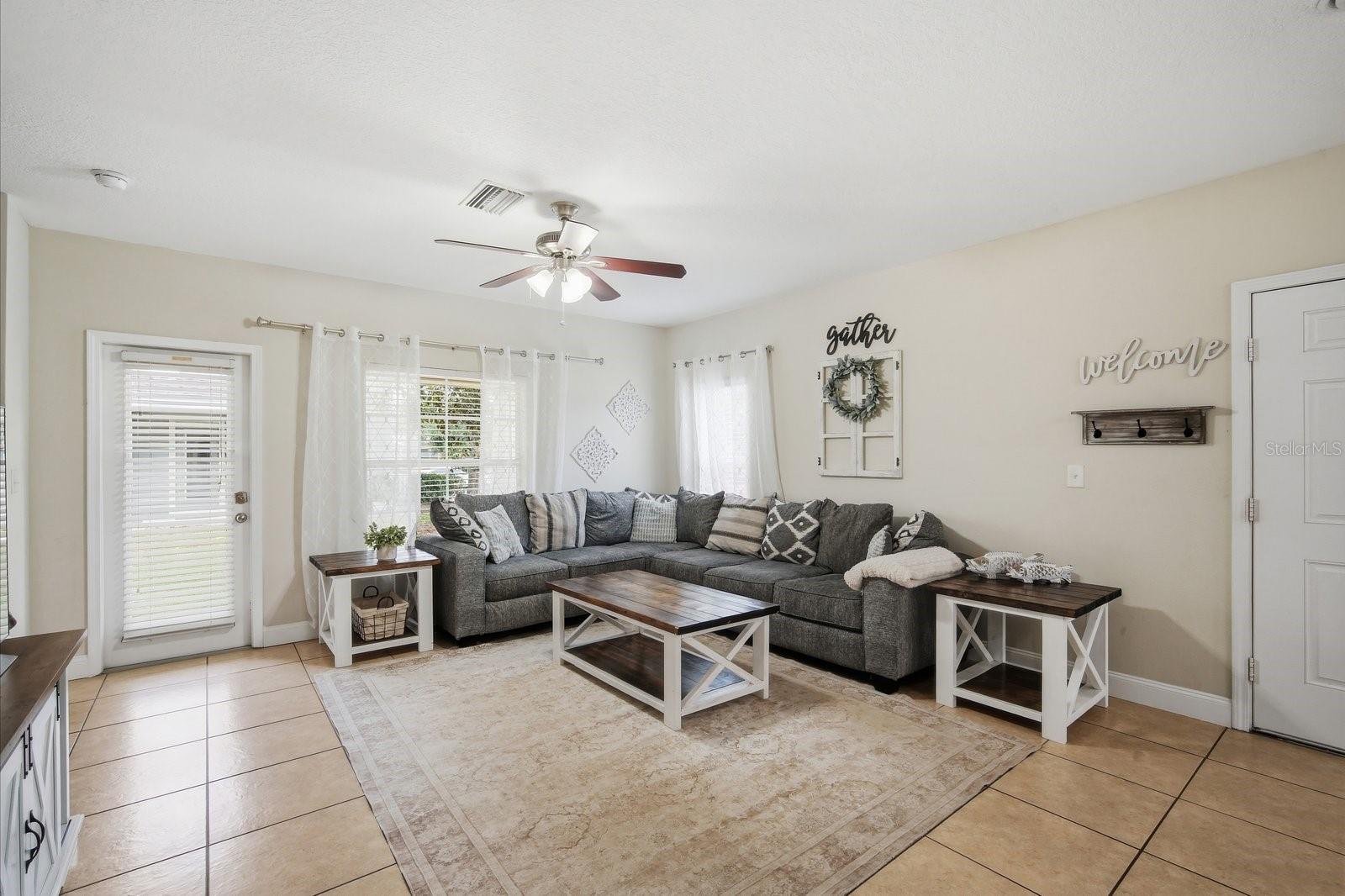 4711 Chatterton Way Property Photo 14