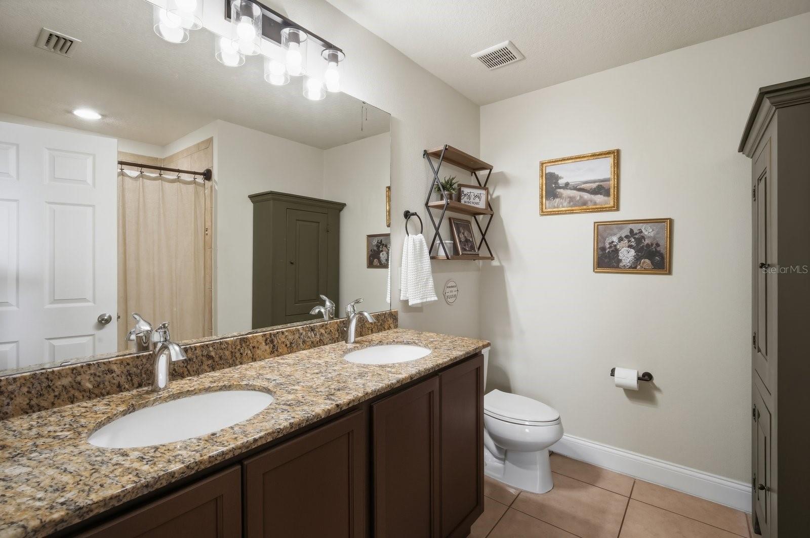 4711 Chatterton Way Property Photo 21
