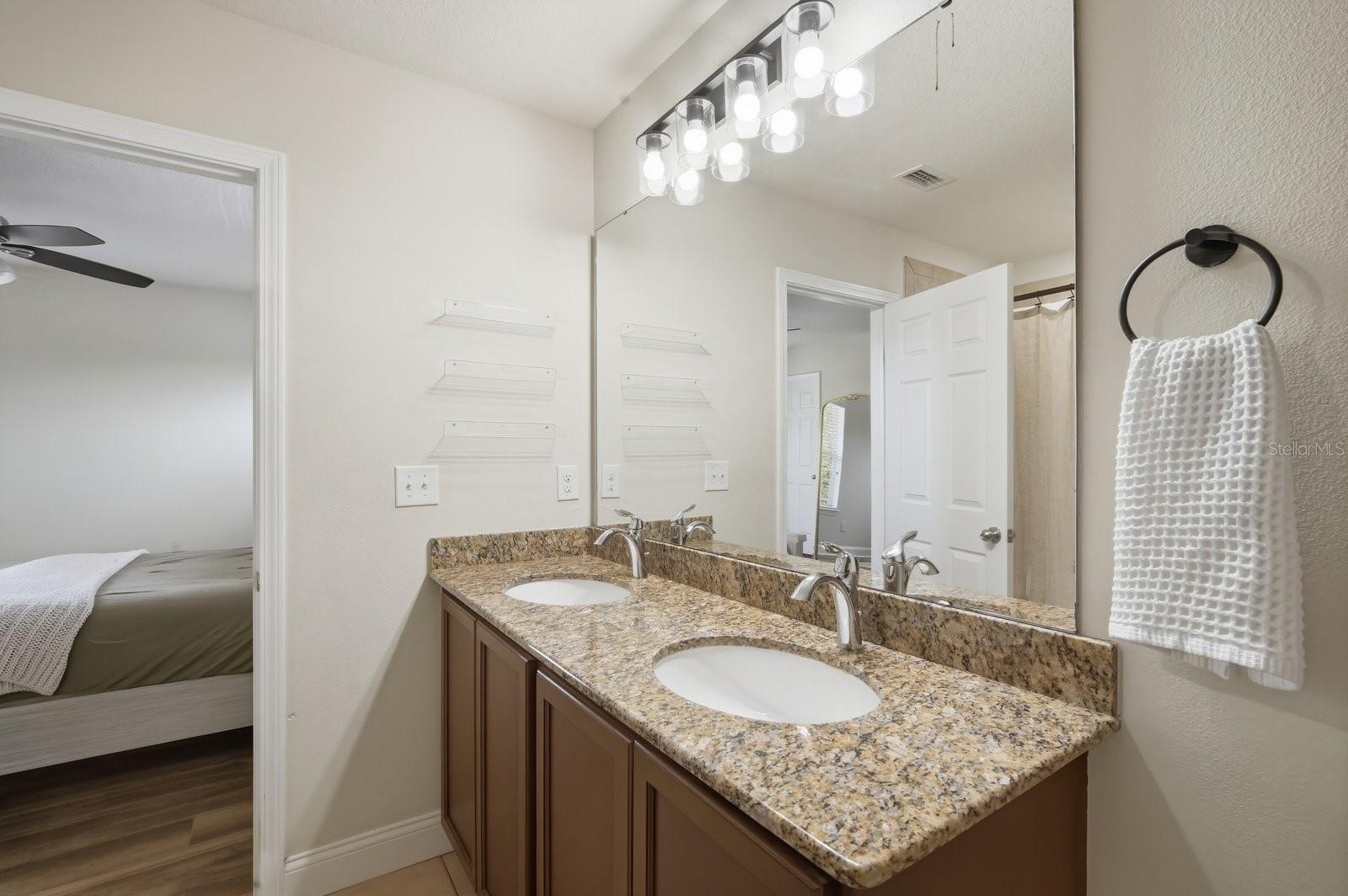 4711 Chatterton Way Property Photo 22