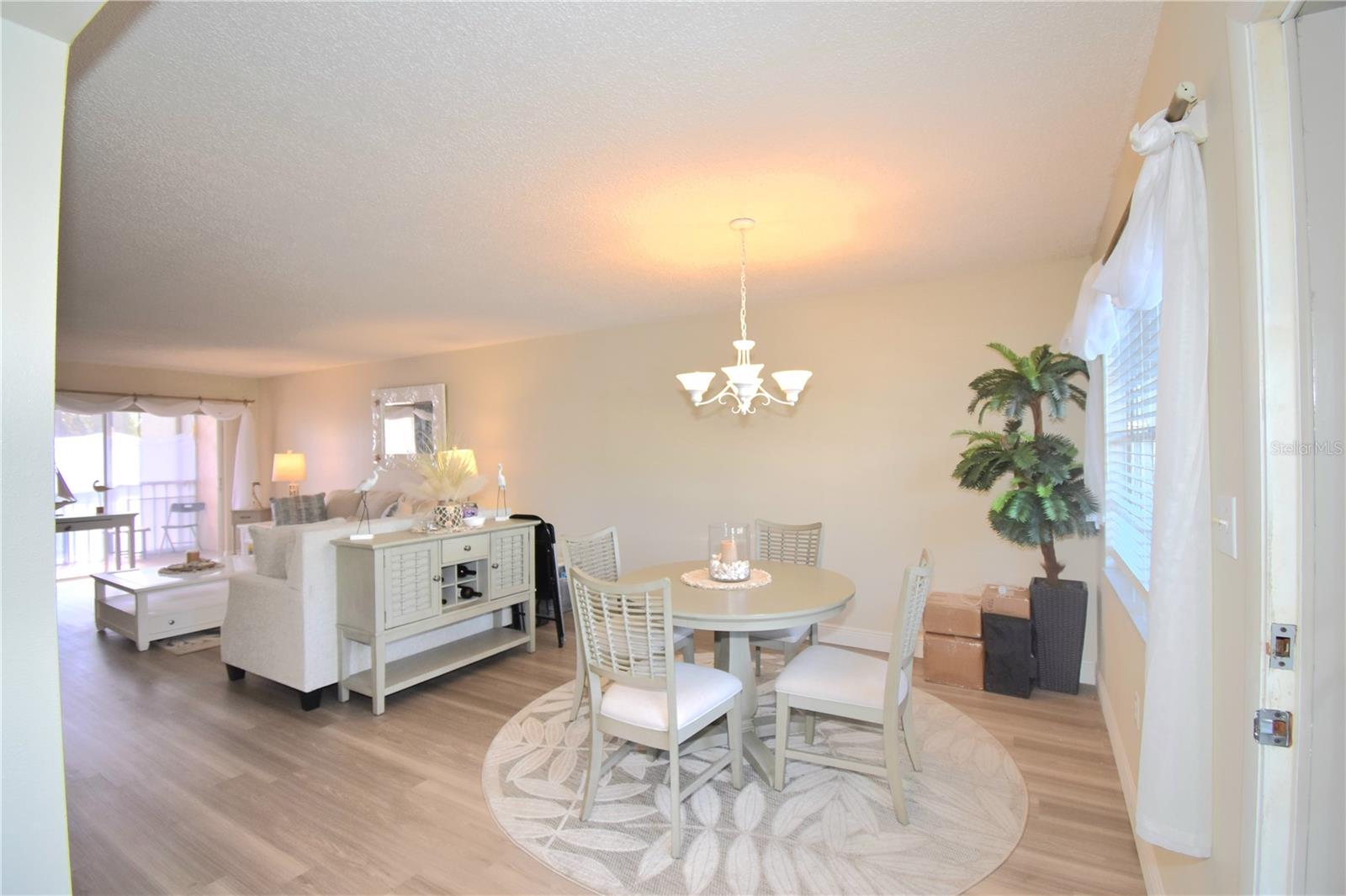 952 Virginia St #209 Property Photo 5