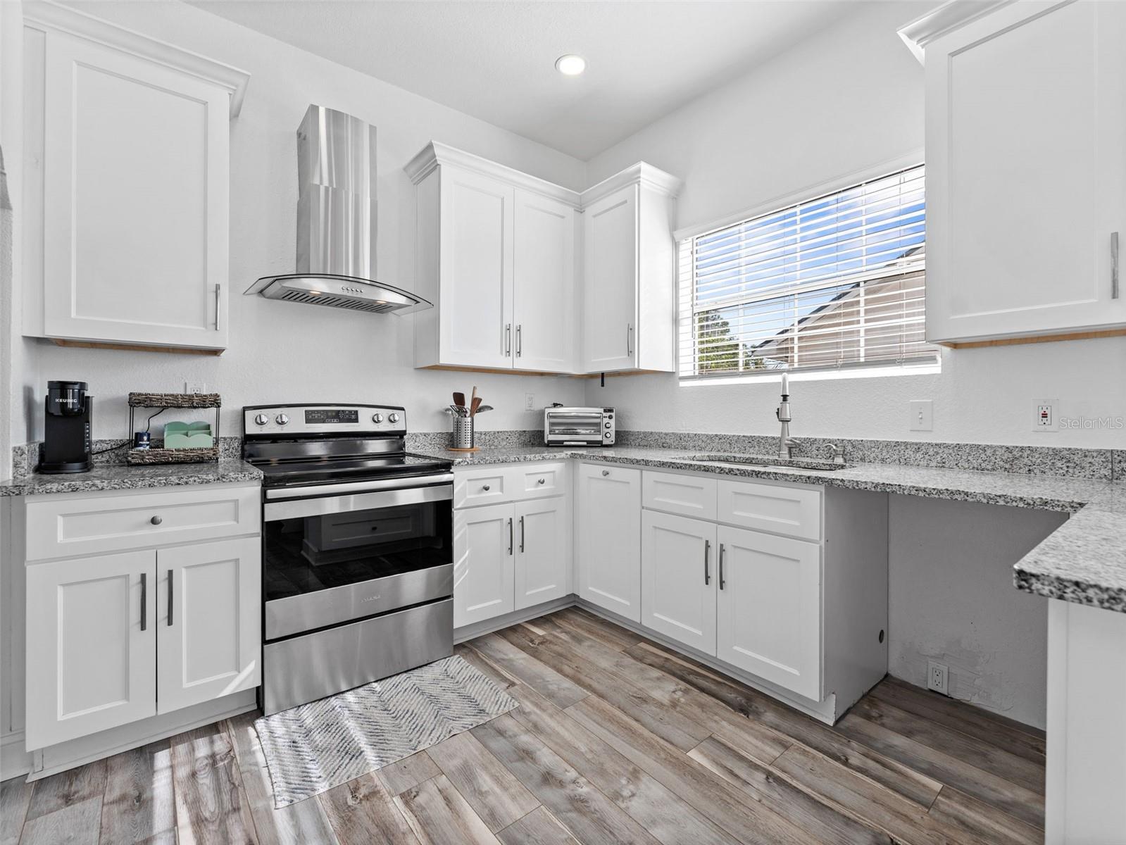 2903 W Ivy St Property Photo 10