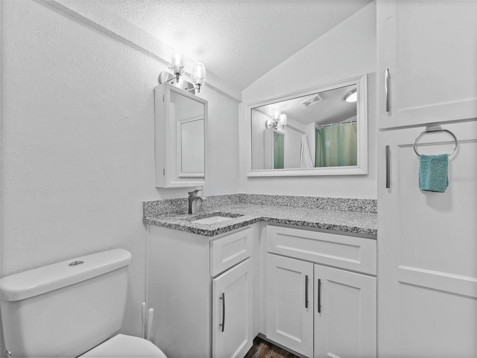 2903 W Ivy St Property Photo 16
