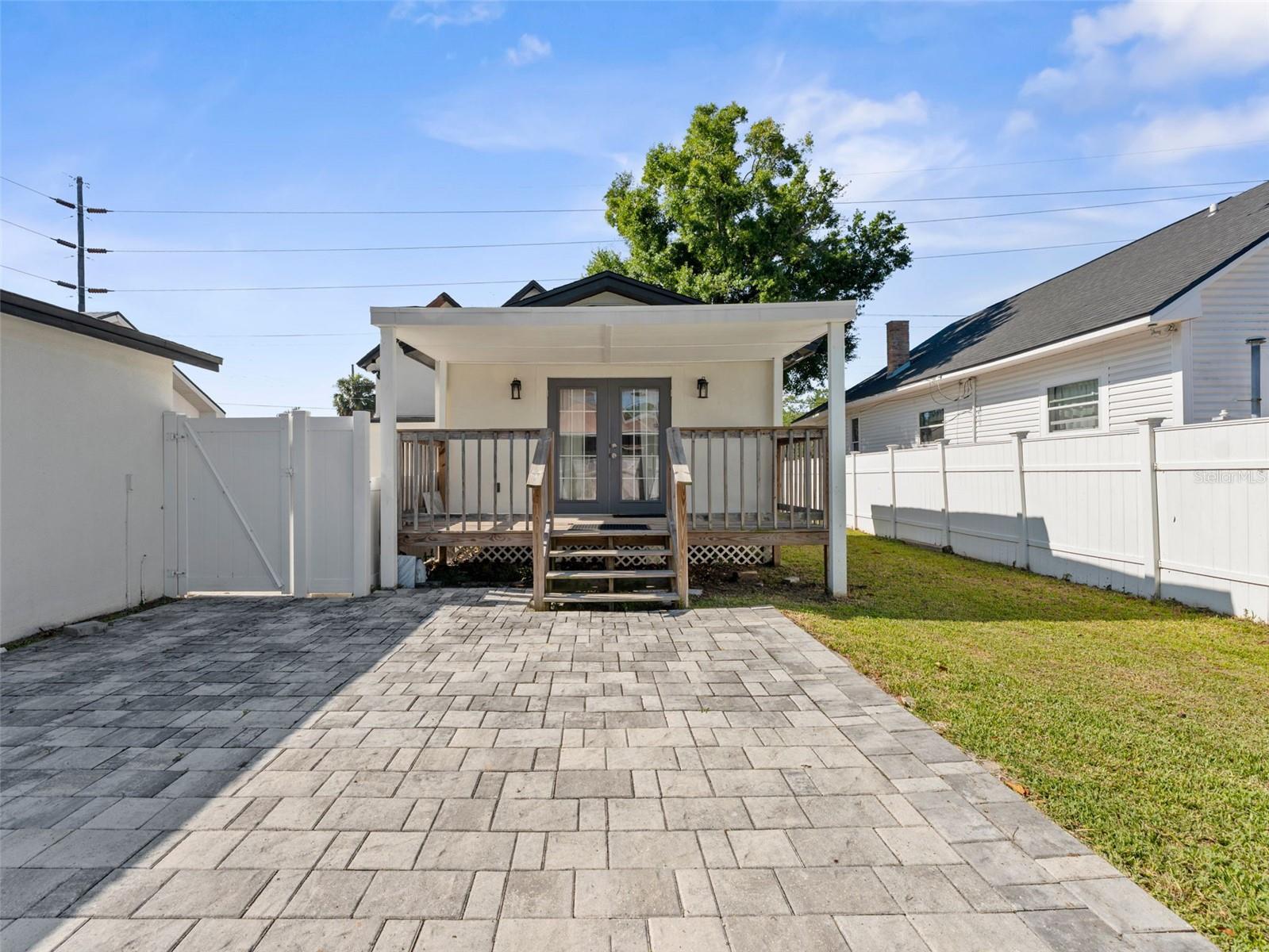 2903 W Ivy St Property Photo 25