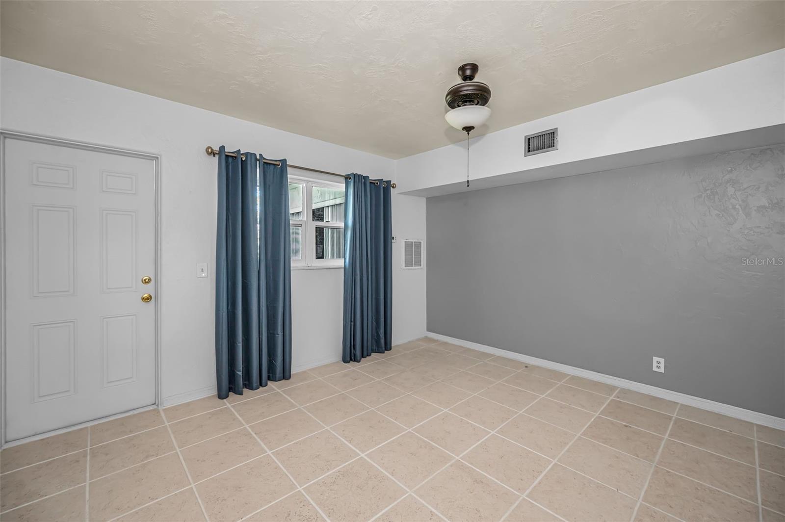 4051 58th St N #243 Property Photo 17