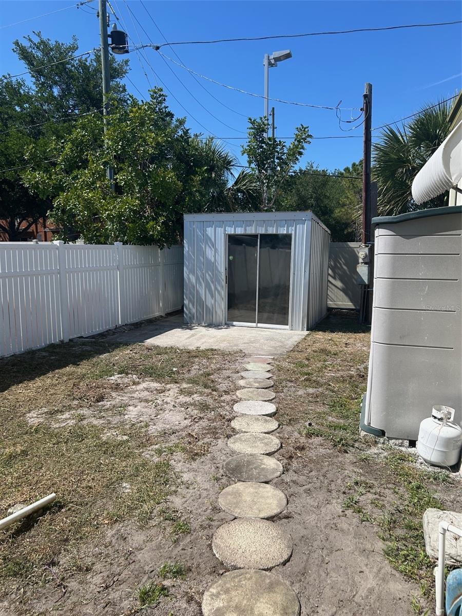 2574 Arbelia St Property Photo 6
