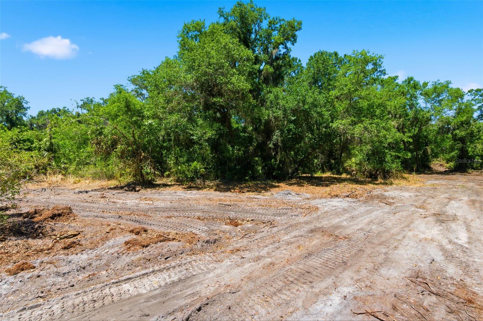 19084 Red Bird Ln #lot 4 Property Photo 8