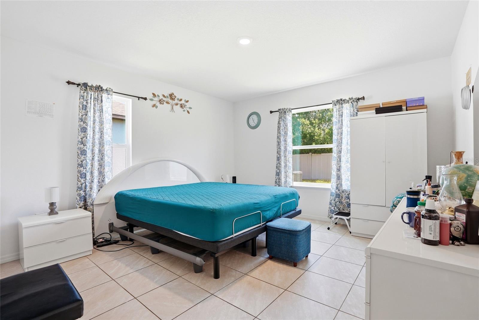 4521 Reisswood Loop Property Photo 14