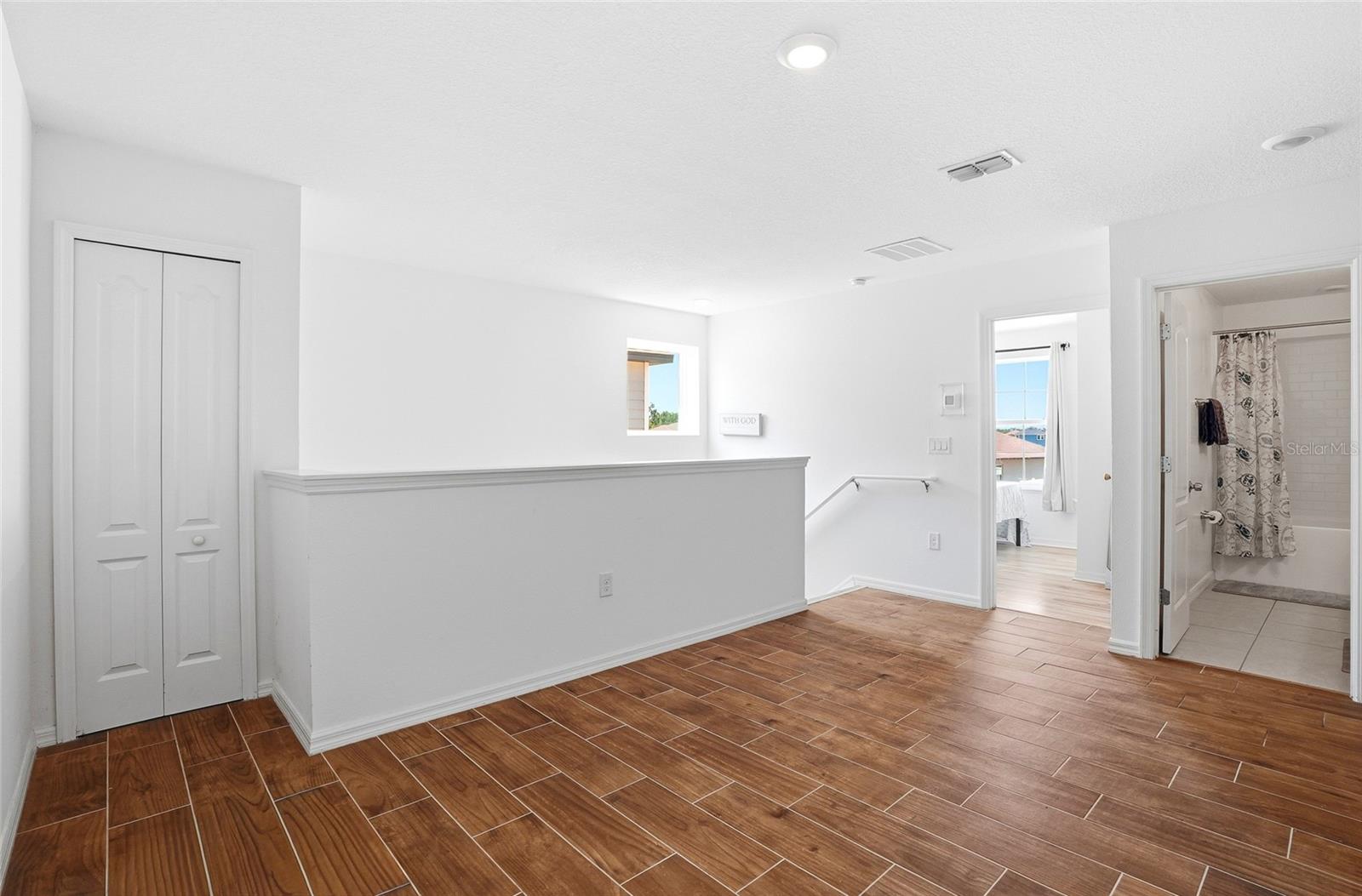 4521 Reisswood Loop Property Photo 23
