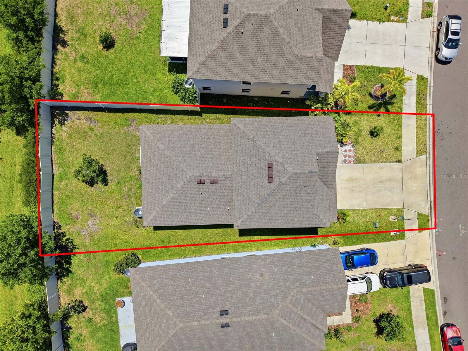 4521 Reisswood Loop Property Photo 34