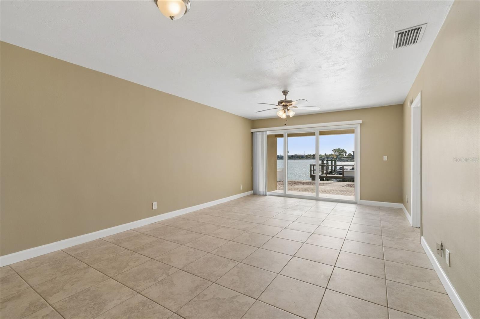 2307 Bay Blvd Property Photo 26