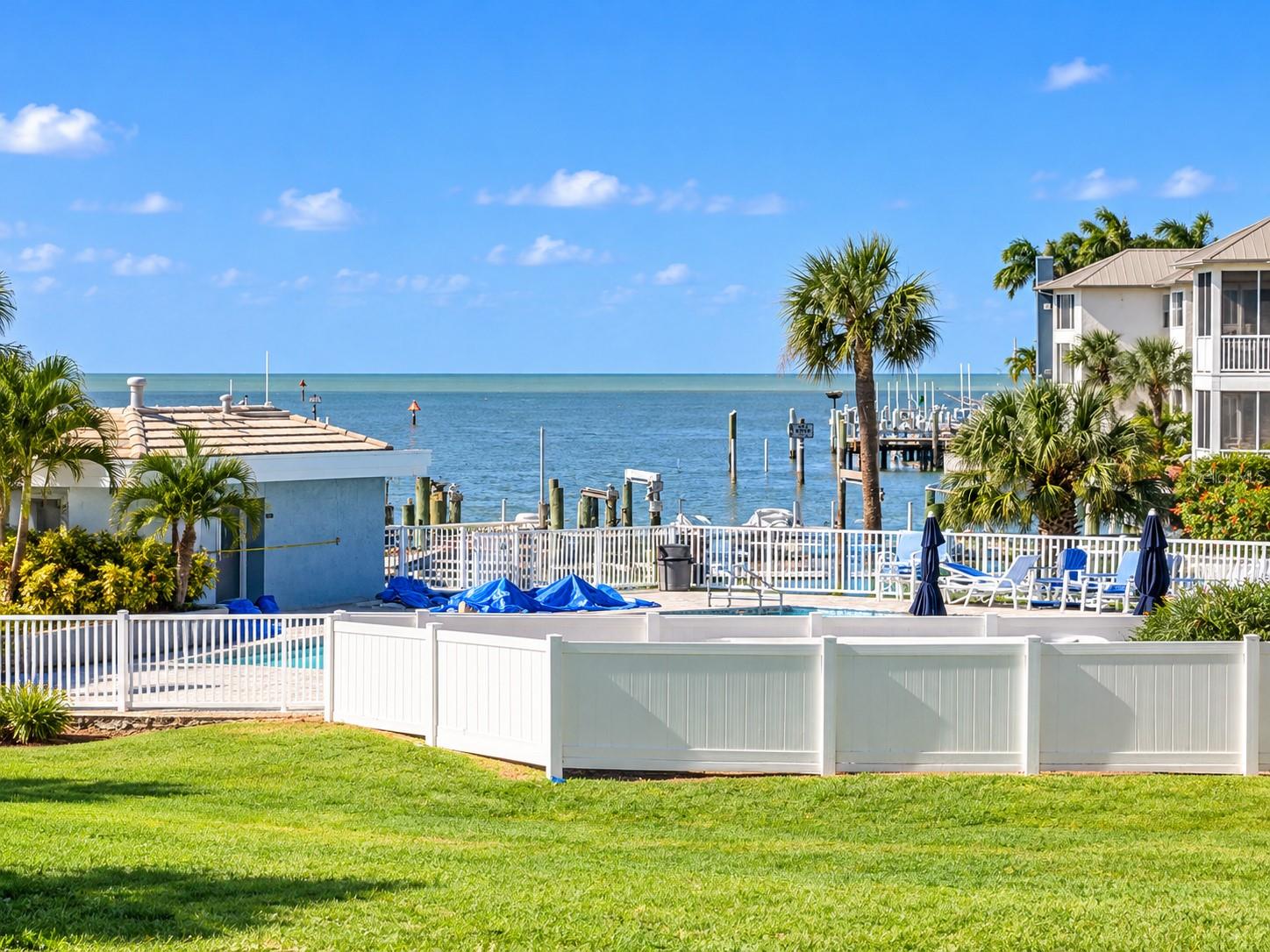 1100 Pinellas Bayway S #g2 Property Photo 5