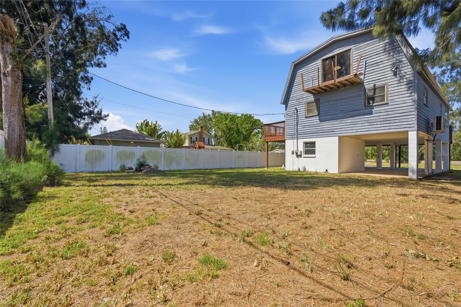 8221 Riverside Dr Ne Property Photo 45