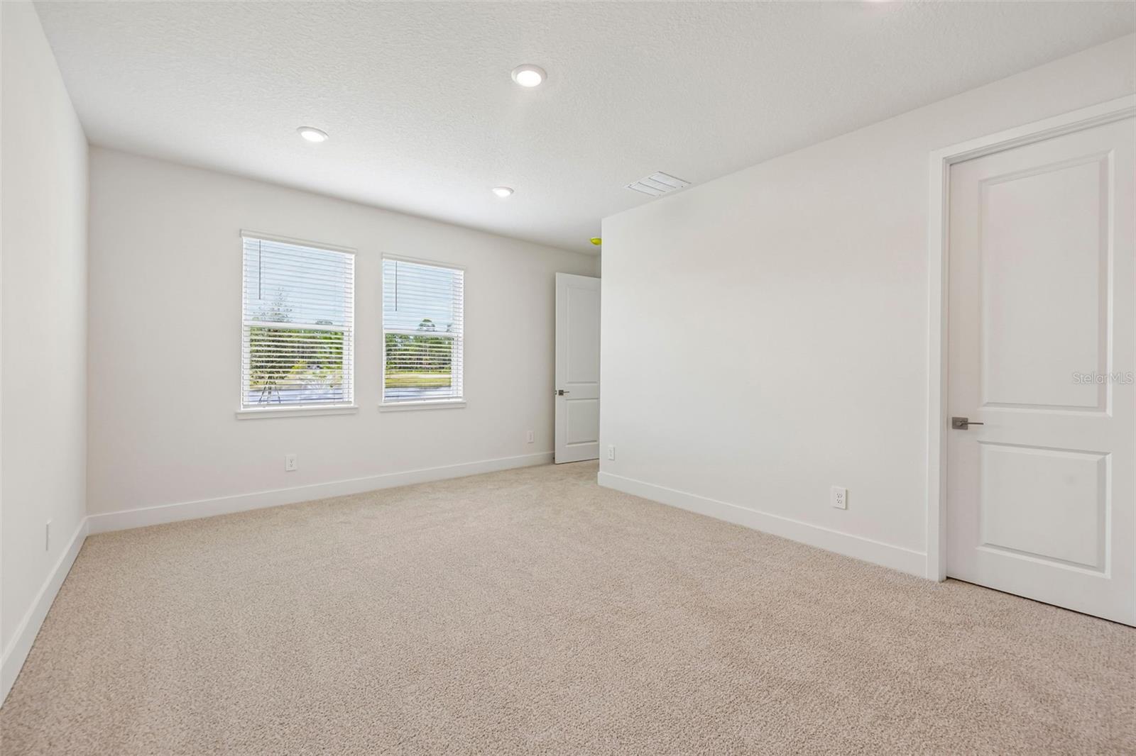 120 Foresthaven St Property Photo 25
