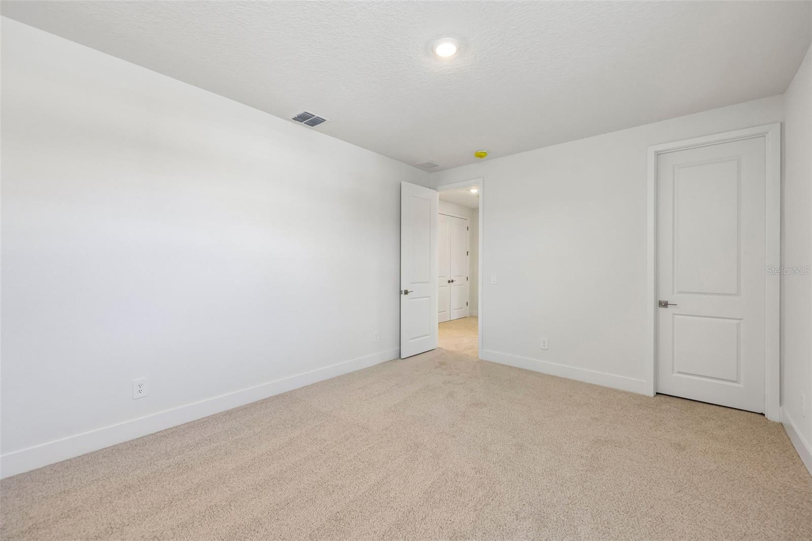 120 Foresthaven St Property Photo 41