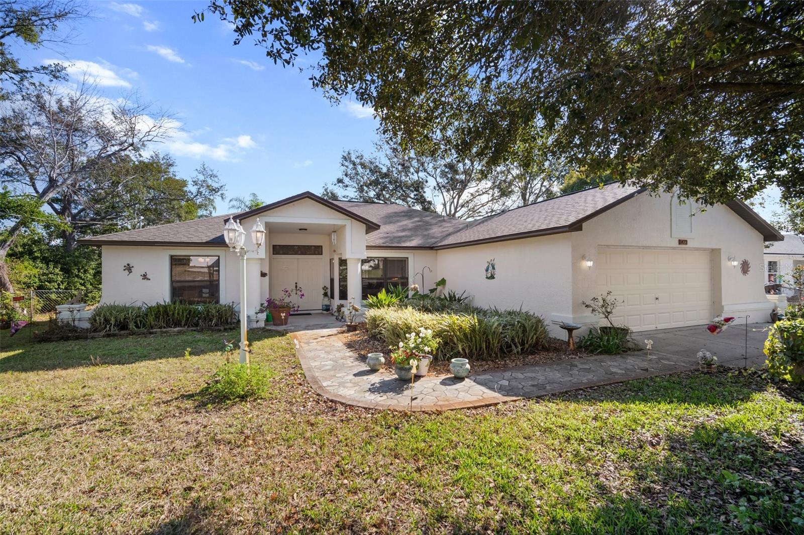 1472 Ivydale Rd Property Photo 3