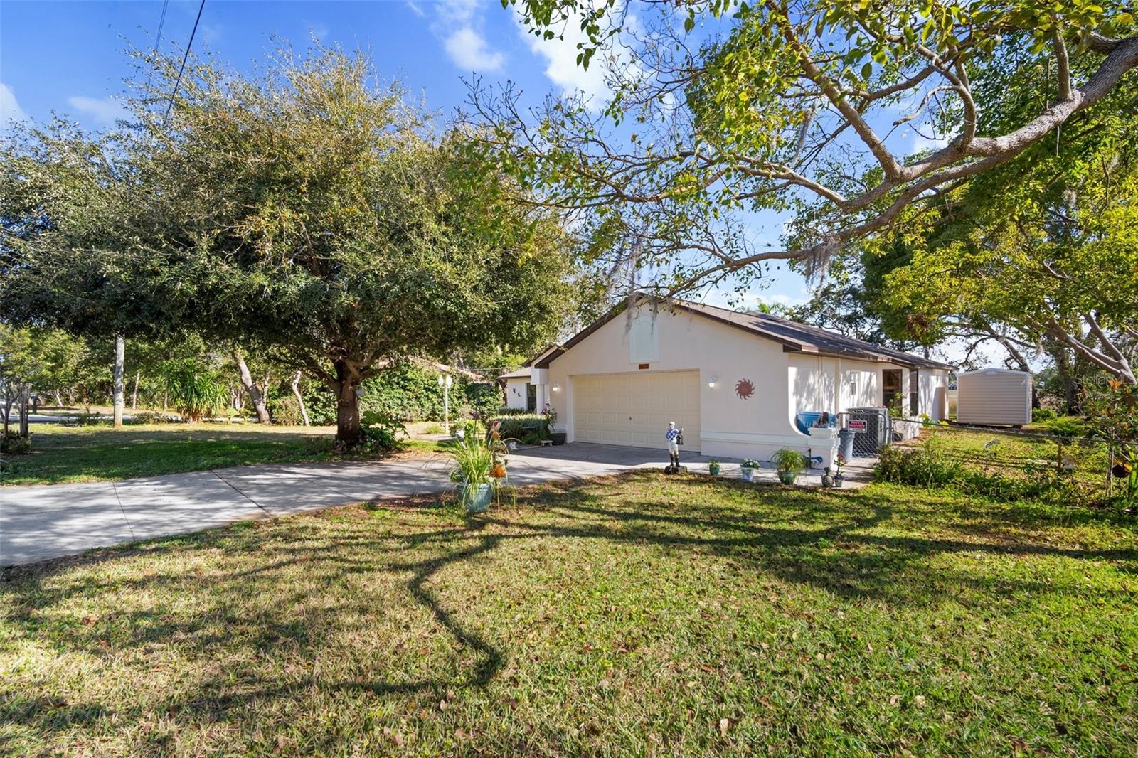 1472 Ivydale Rd Property Photo 28