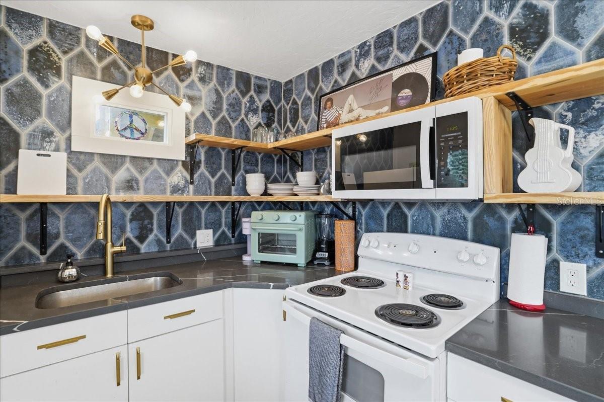 130 86th Ter Property Photo 32