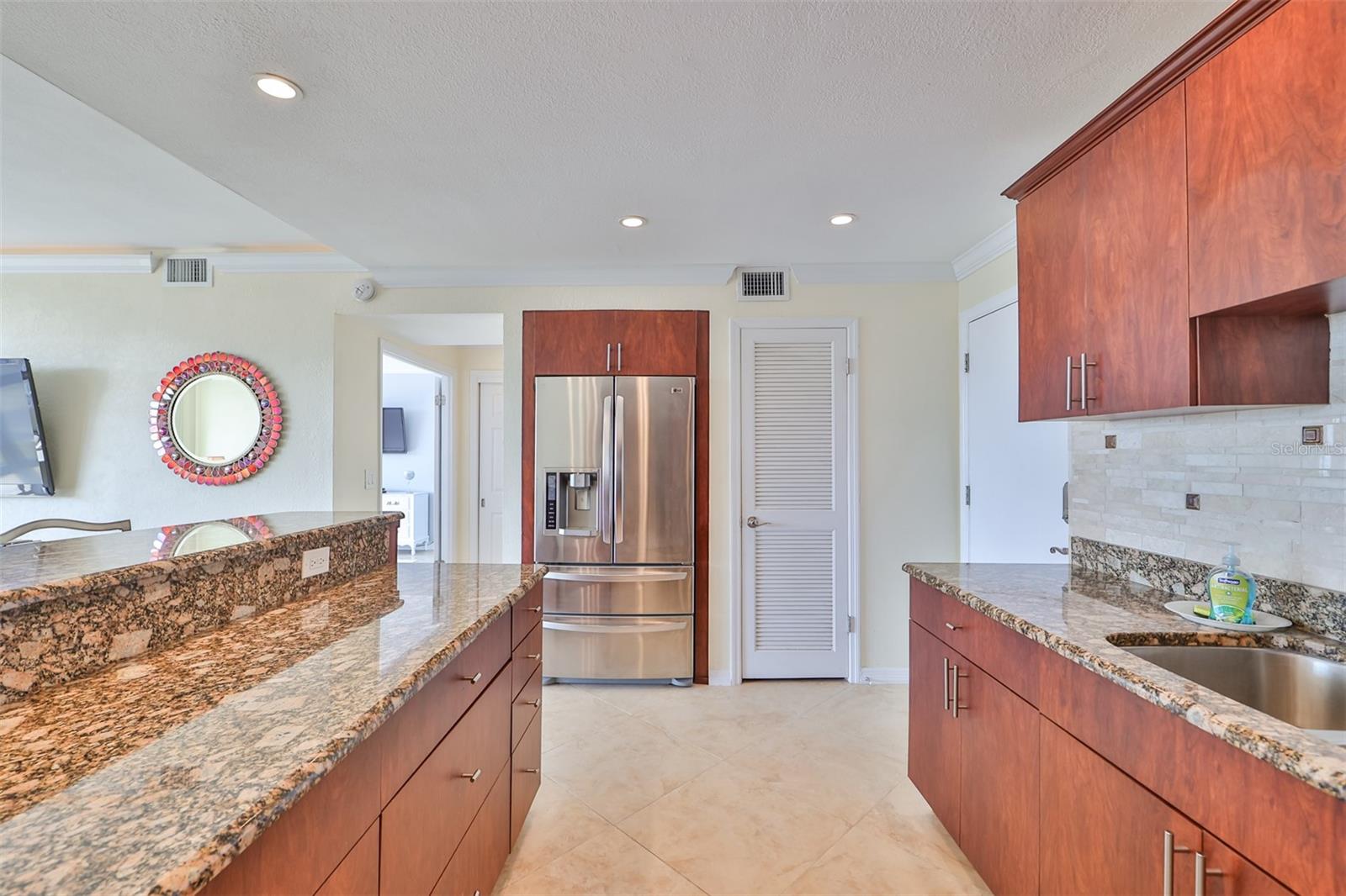 5396 Gulf Blvd #701 Property Photo 15