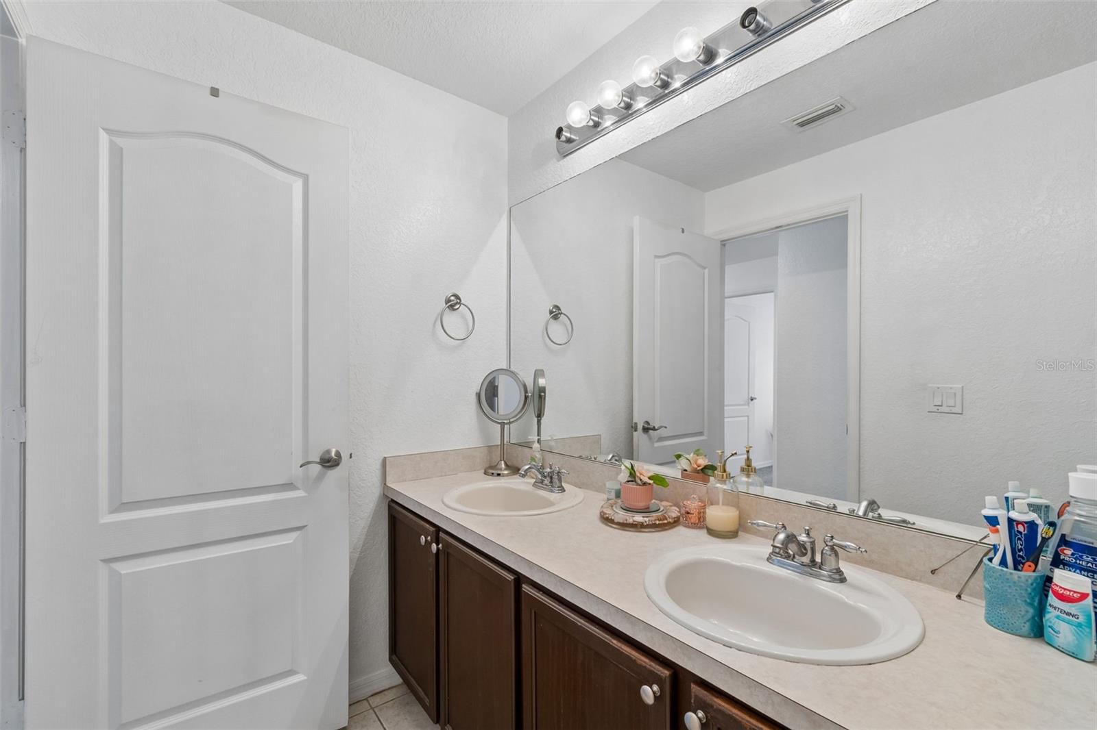 20122 Nob Oak Ave Property Photo 43