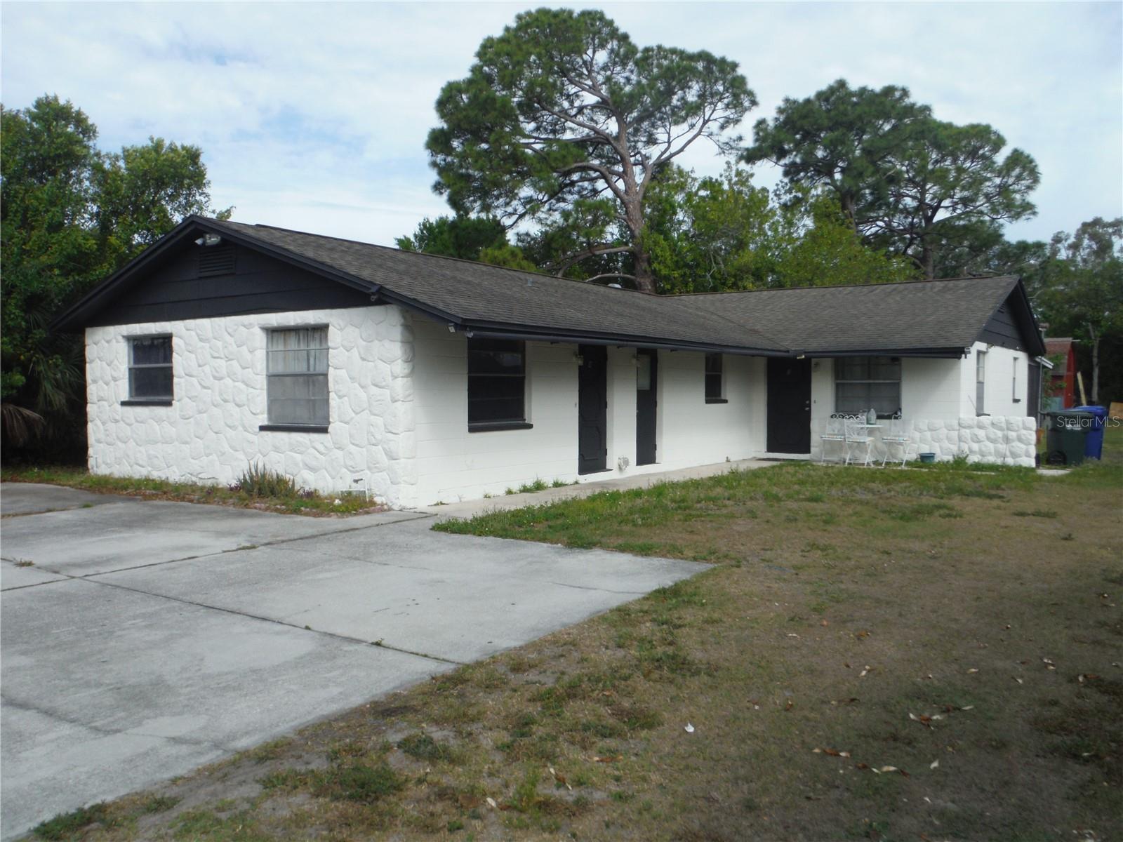118 LAKE AVE SE